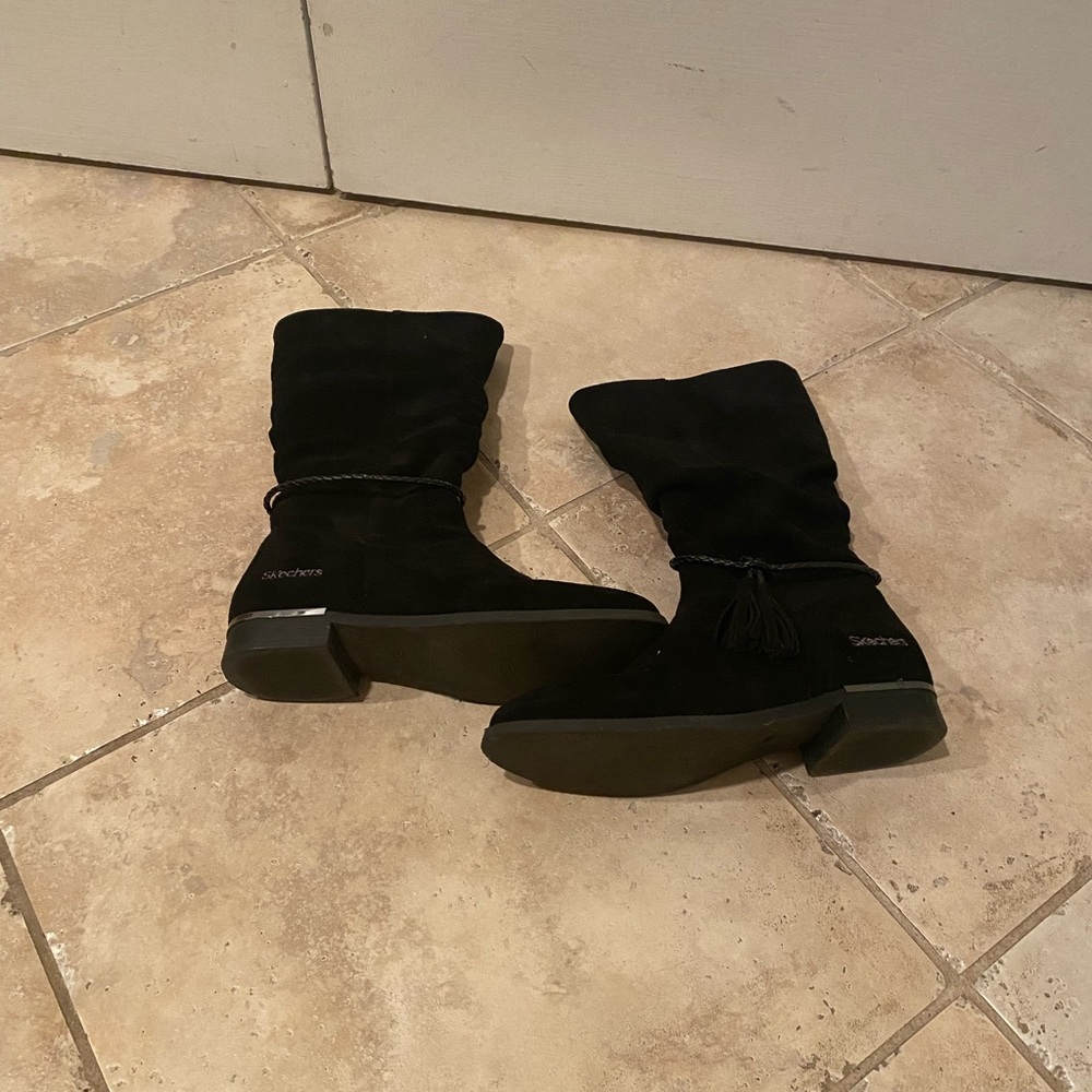 Sketchers High Black Boots Size 3 Girls